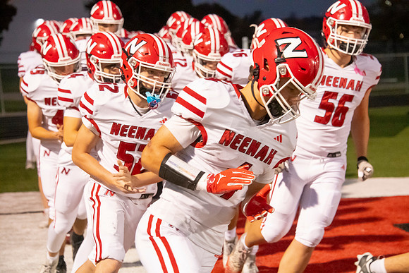 Neenah vs Hortonville 0245