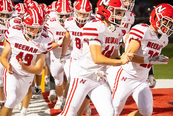 Neenah vs Hortonville 0248