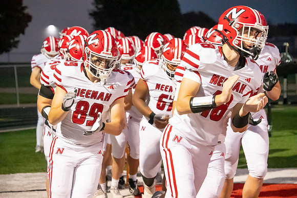 Neenah vs Hortonville 0254