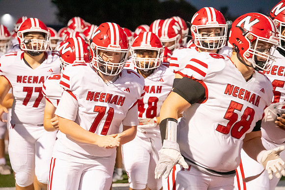 Neenah vs Hortonville 0257