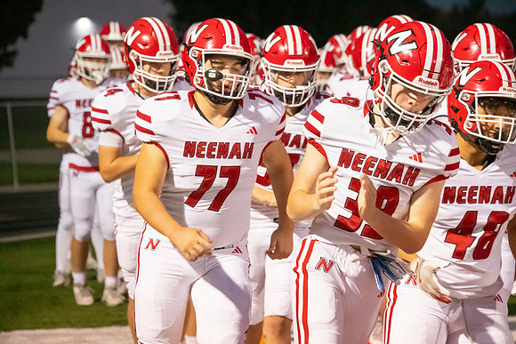 Neenah vs Hortonville 0262