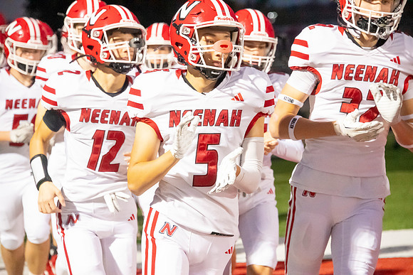 Neenah vs Hortonville 0268