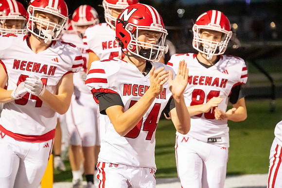 Neenah vs Hortonville 0271