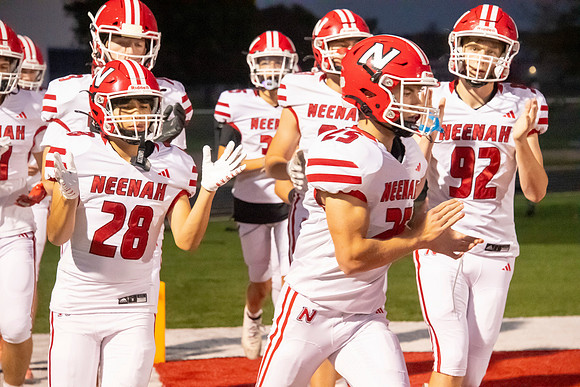 Neenah vs Hortonville 0274