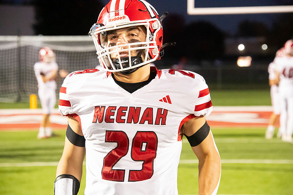 Neenah vs Hortonville 0299