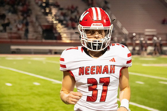 Neenah vs Hortonville 0357