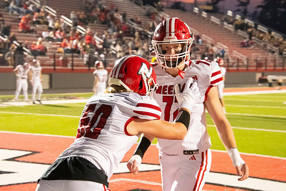 Neenah vs Hortonville 0376