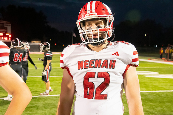 Neenah vs Hortonville 0402