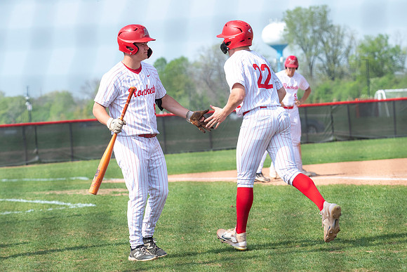 Neenah vs Hortonville 0414