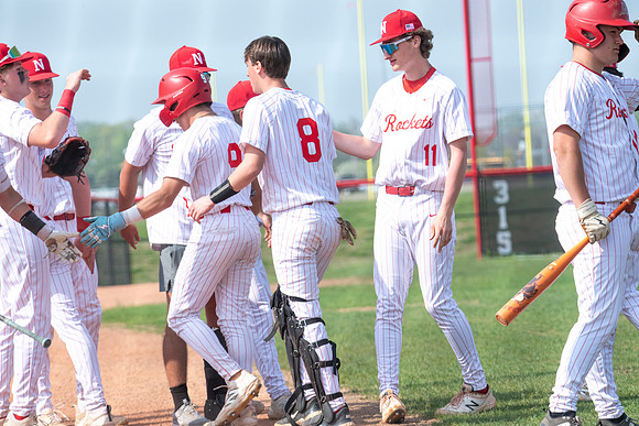 Neenah vs Hortonville 0424