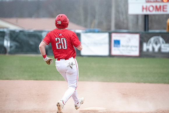 Neenah vs Hortonville 0210