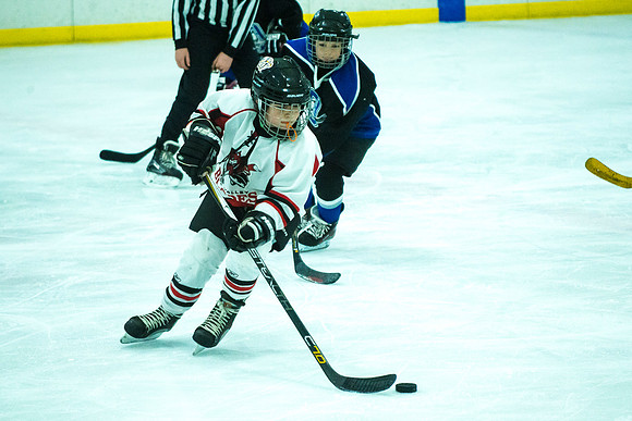 Squirt_C_Red_vs_Oshkosh_19