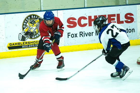 Squirt_B_vs_Oshkosh_241