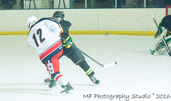 fc_stars_boys_hockey_vs_beaver_dam_051_24685647976_o