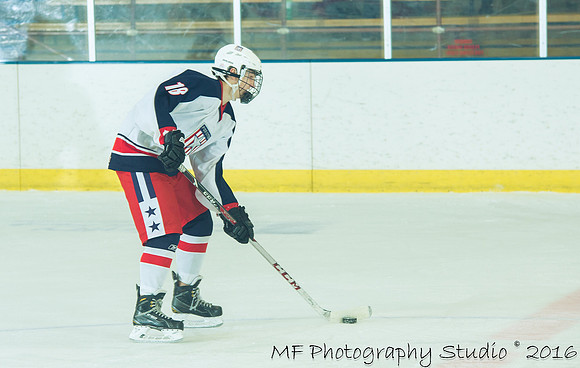 fc_stars_boys_hockey_vs_beaver_dam_043_24618352161_o