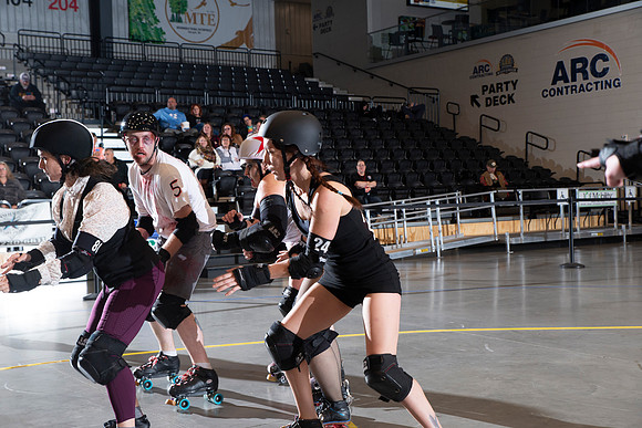 Zombies_vs_Vampires_160