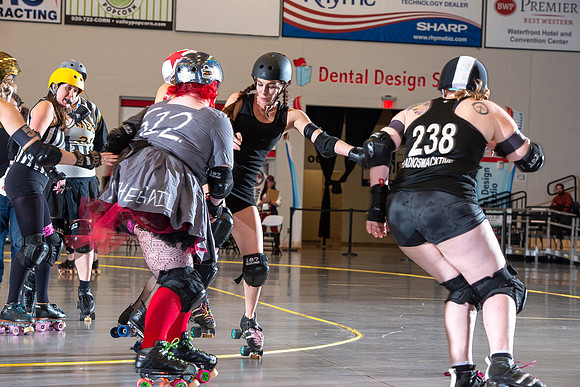 Zombies_vs_Vampires_049
