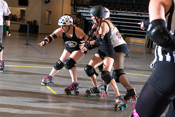 Zombies_vs_Vampires_158