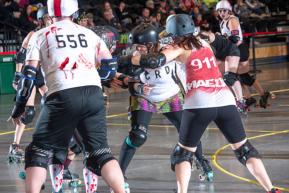 Zombies_vs_Vampires_175