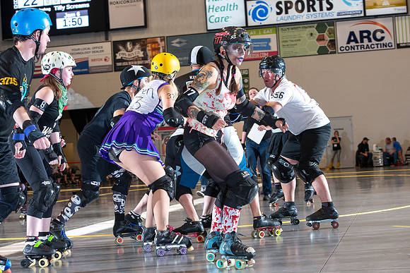 Zombies_vs_Vampires_084