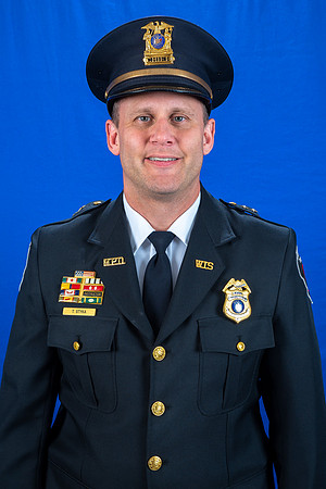 Menasha_PD_018