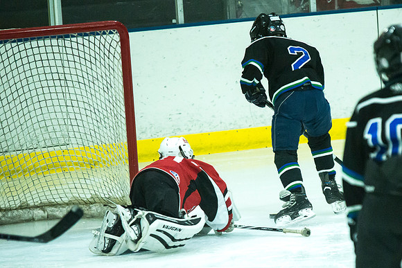 FVYH_Squirt_B_vs_Appleton__035