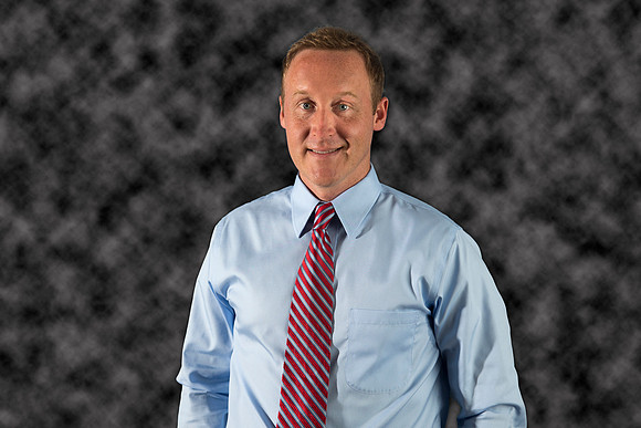 Joe_Martin_headshot_15_smoke_background