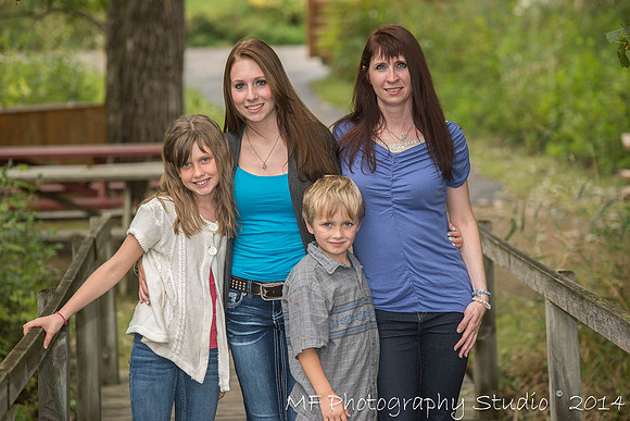 Alyssa Family Portraits_009