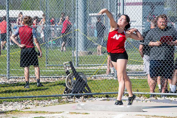NHS_Track_008