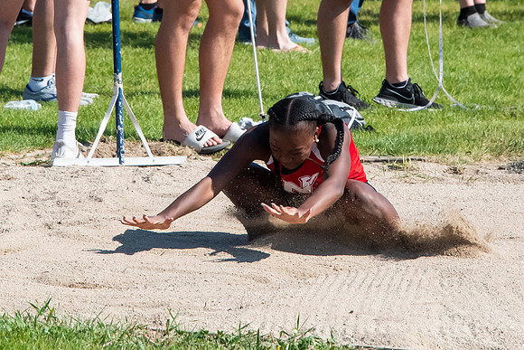NHS_Track_007