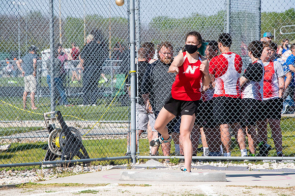 NHS_Track_019