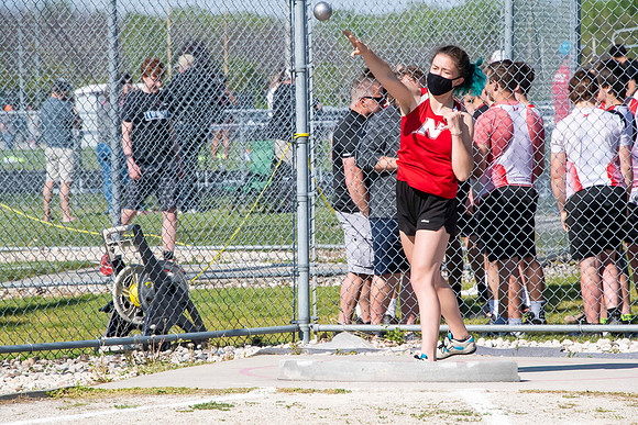 NHS_Track_012
