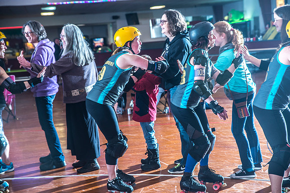 FCRD_Allstars_vs_Vaudeville_Vixens__170