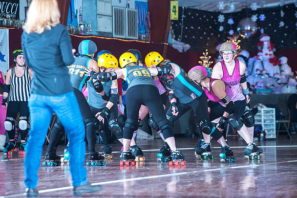 FCRD_Allstars_vs_Vaudeville_Vixens__034