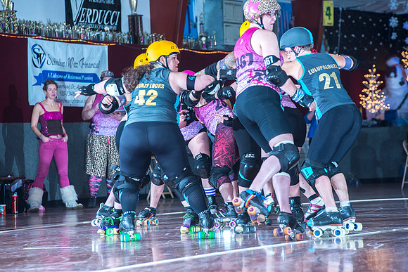 FCRD_Allstars_vs_Vaudeville_Vixens__050
