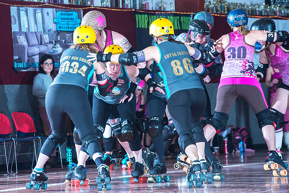 FCRD_Allstars_vs_Vaudeville_Vixens__035
