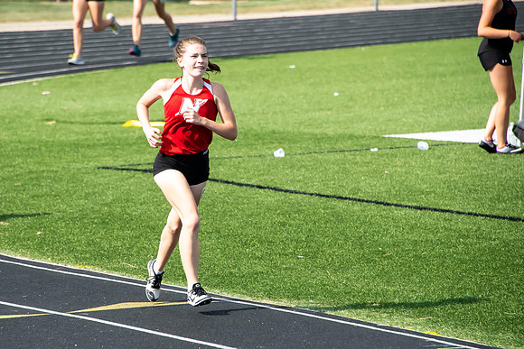 NHS_Girls_Track_022