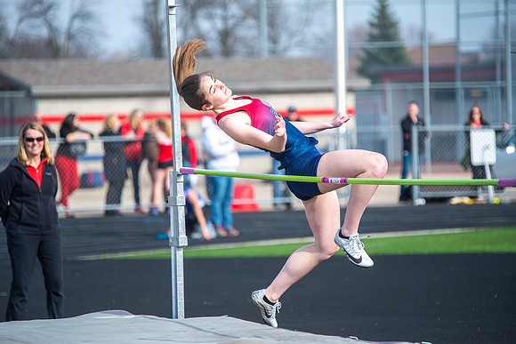 NHS_Girls_Track_010