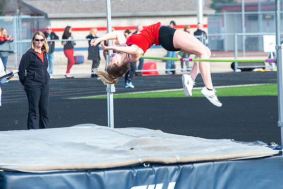 NHS_Girls_Track_008