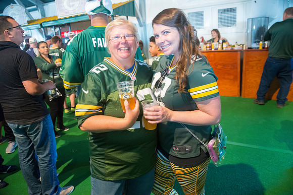 packers_vs_cowboys_126_30593992576_o