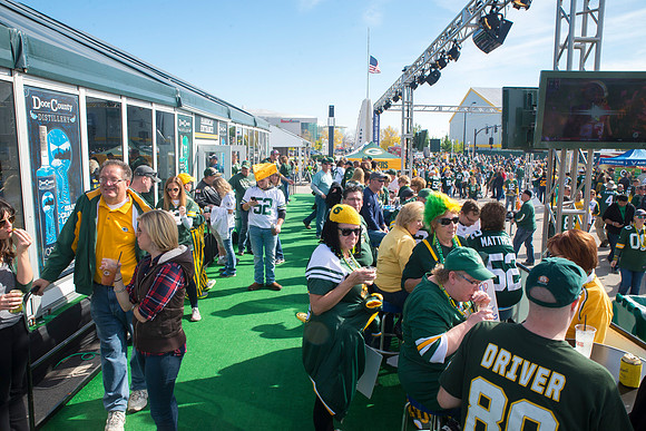 packers_vs_cowboys_129_30330503480_o
