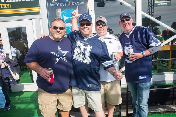 packers_vs_cowboys_133_30542253181_o
