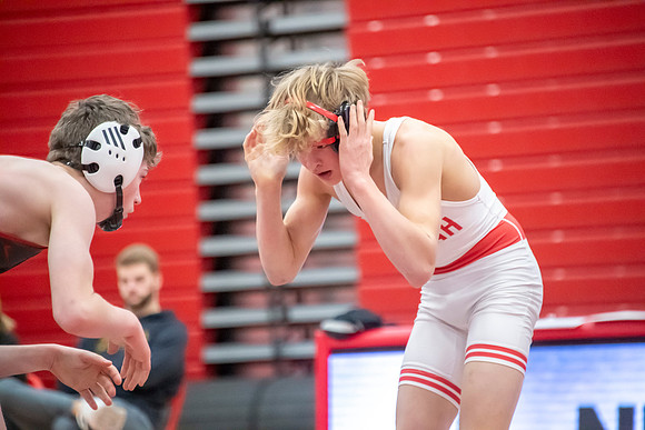NHS_Wrestling_0401