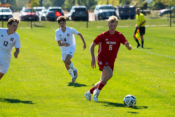 Neenah vs Sussex Hamilton 186