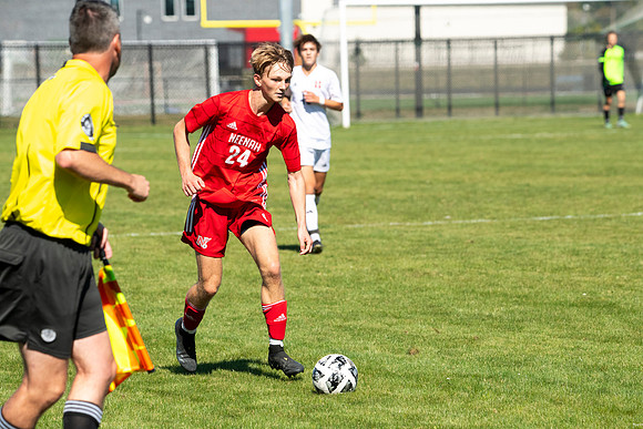 Neenah vs Sussex Hamilton 398