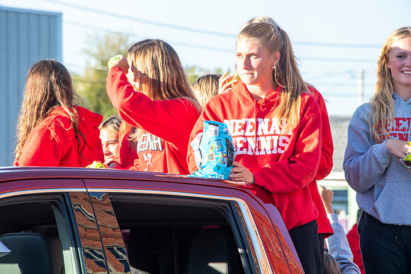 Homecoming Parade 186