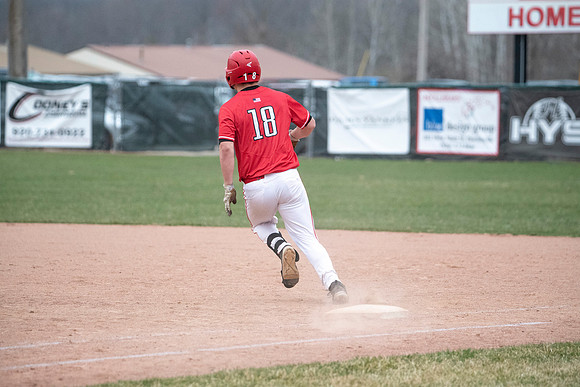 Neenah vs Hortonville 0331