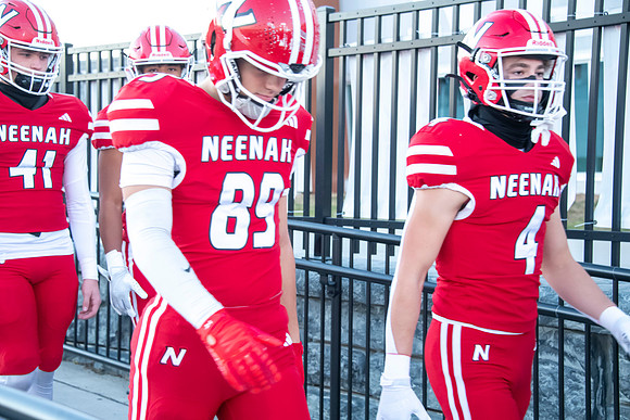 Neenah vs Hortonville 0026
