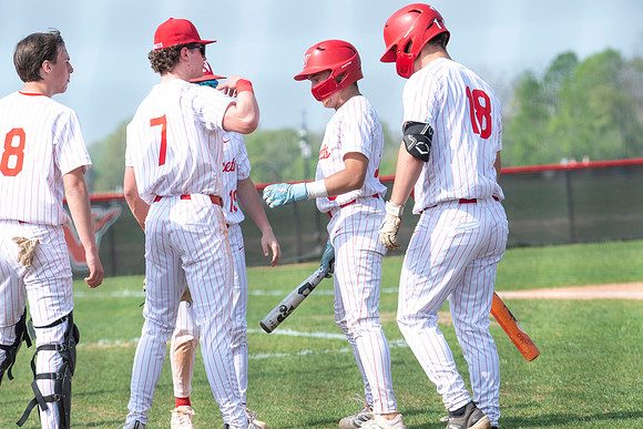 Neenah vs Hortonville 0422