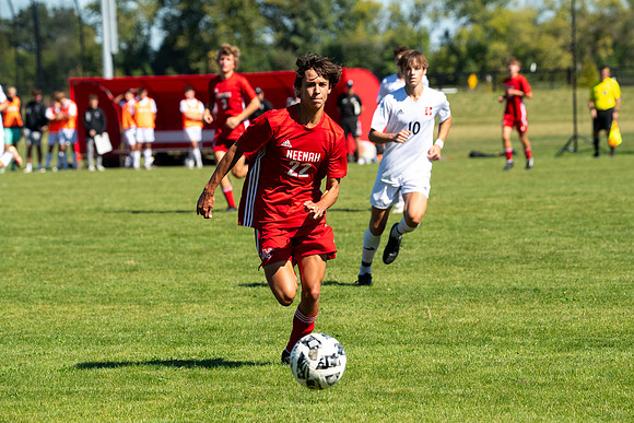 Neenah vs Sussex Hamilton 356